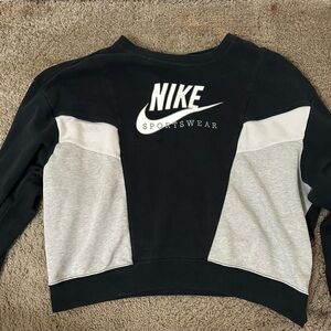Nike sweatshirt